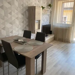 Simonffy Apartament Debreţin