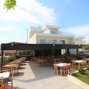 Moonshine Apartament Ksamil